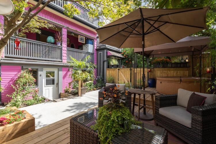 לאנגלי West End Guest House מראה חיצוני תמונה