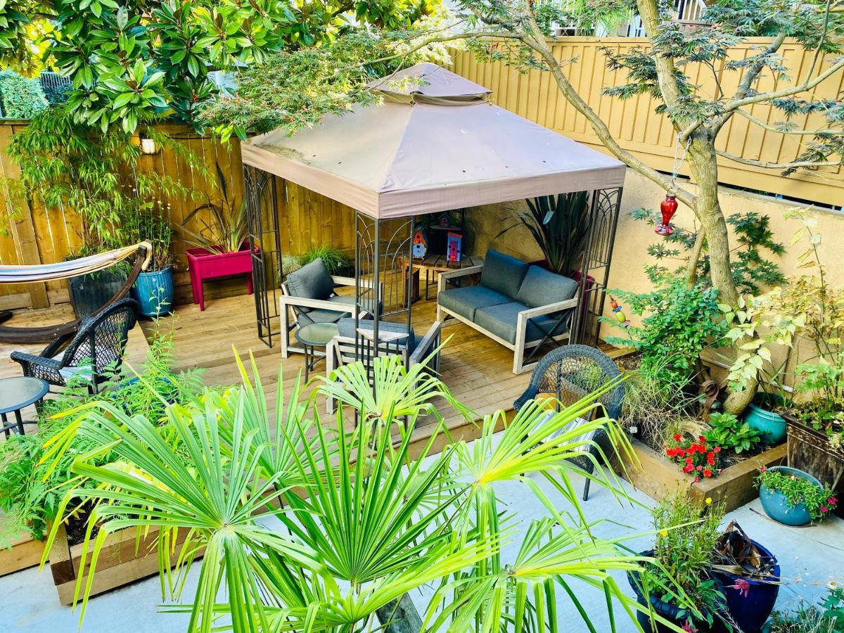 לאנגלי West End Guest House מראה חיצוני תמונה