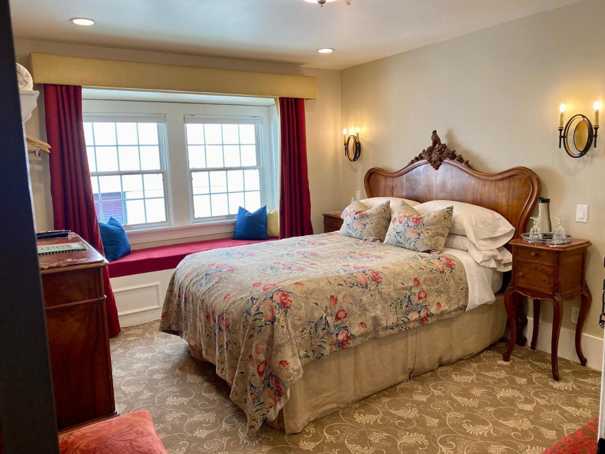 לאנגלי West End Guest House מראה חיצוני תמונה
