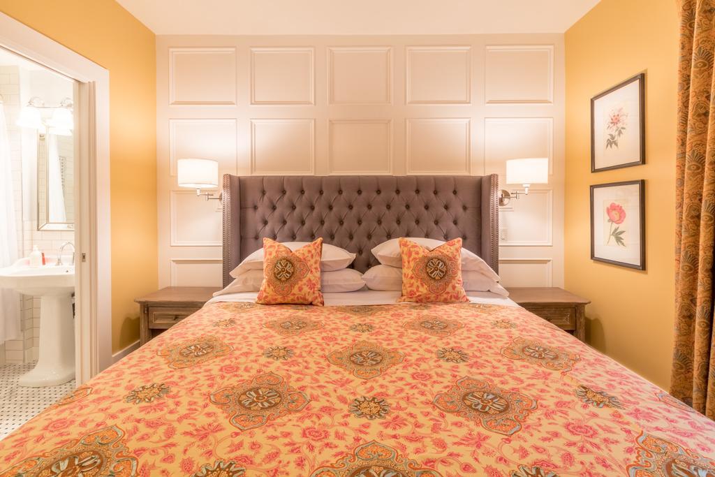 לאנגלי West End Guest House מראה חיצוני תמונה