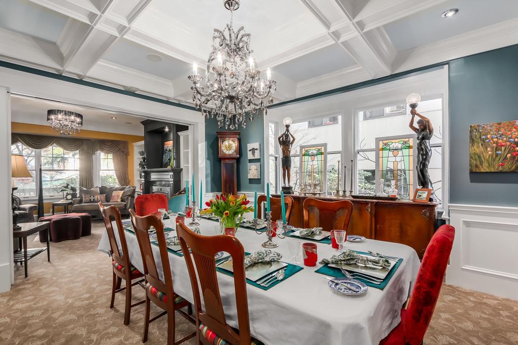 לאנגלי West End Guest House מראה חיצוני תמונה