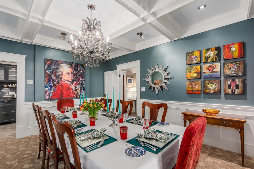 לאנגלי West End Guest House מראה חיצוני תמונה