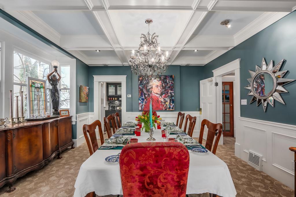 לאנגלי West End Guest House מראה חיצוני תמונה