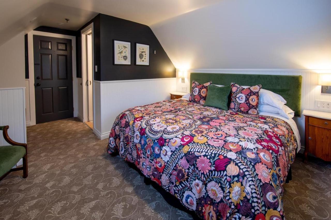 לאנגלי West End Guest House מראה חיצוני תמונה